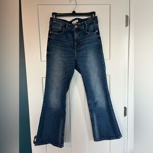 Good American Good Legs Crop Mini Boot Cut jeans - size 6 / 28